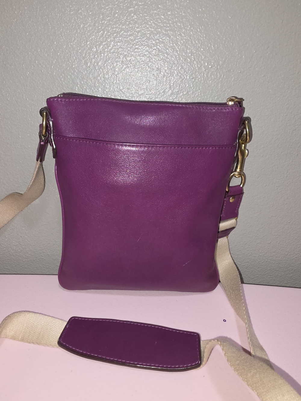 COACH Purple Leather Crossbody Bag - Picture 4 of 6